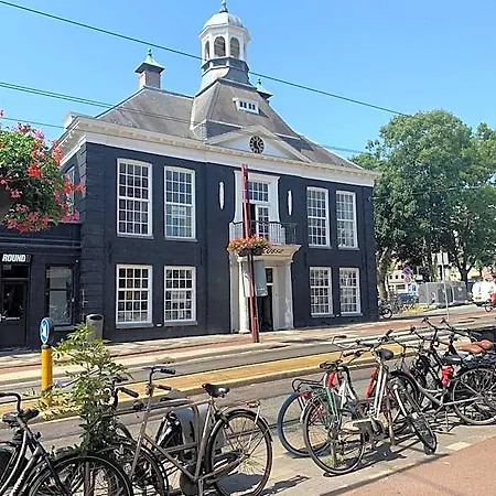 Aparthotel Bob W Oosterpark 4*