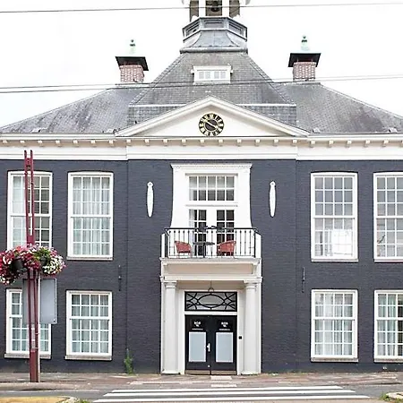 Aparthotel Bob W Oosterpark 4*