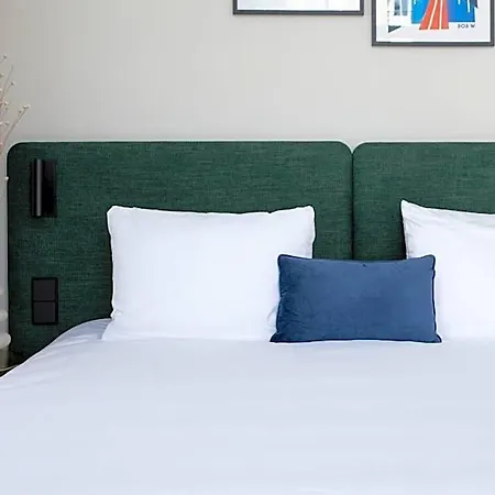 Aparthotel Bob W Oosterpark 4*