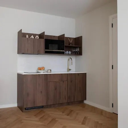Bob W Oosterpark Apartmanhotel
