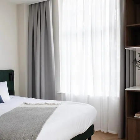 Bob W Oosterpark Apartmanhotel